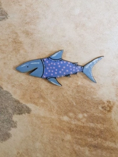 Malý žralok v pyžamu, magnet